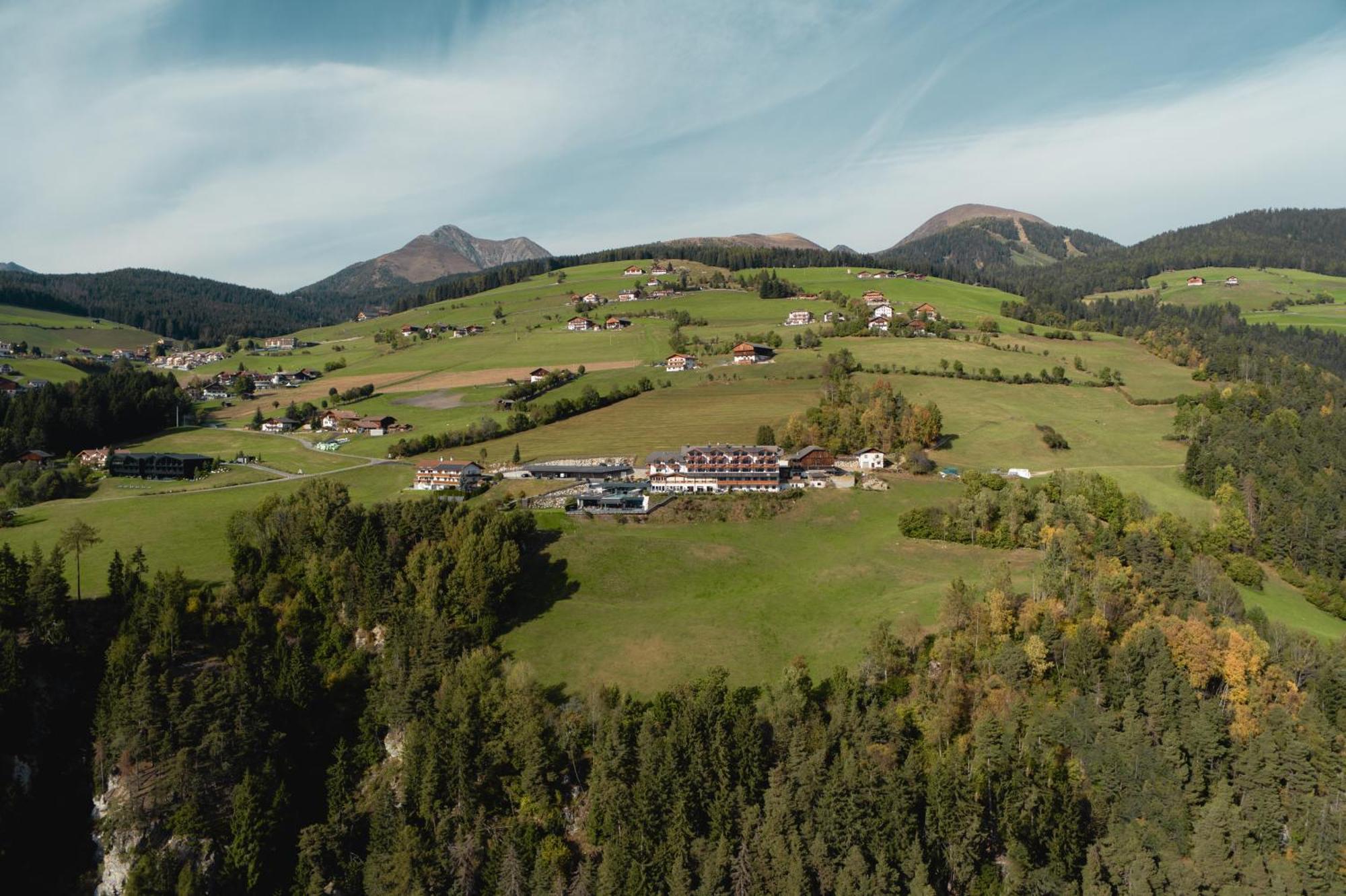 Panoramahotel Huberhof Maranza Kültér fotó