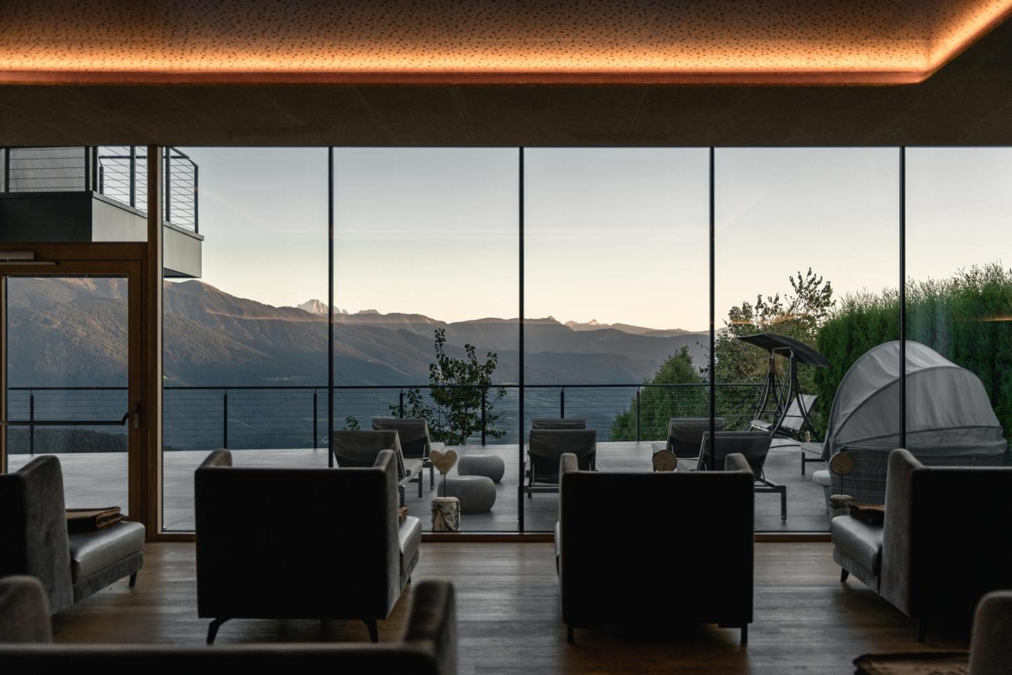 Panoramahotel Huberhof Maranza Kültér fotó