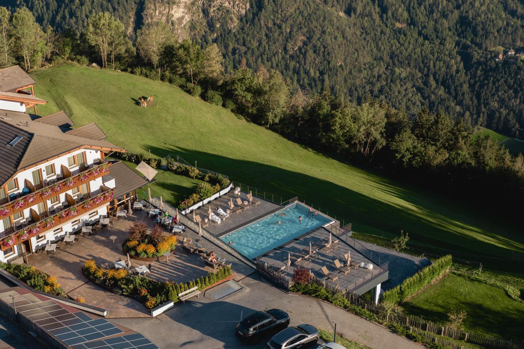 Panoramahotel Huberhof Maranza Kültér fotó