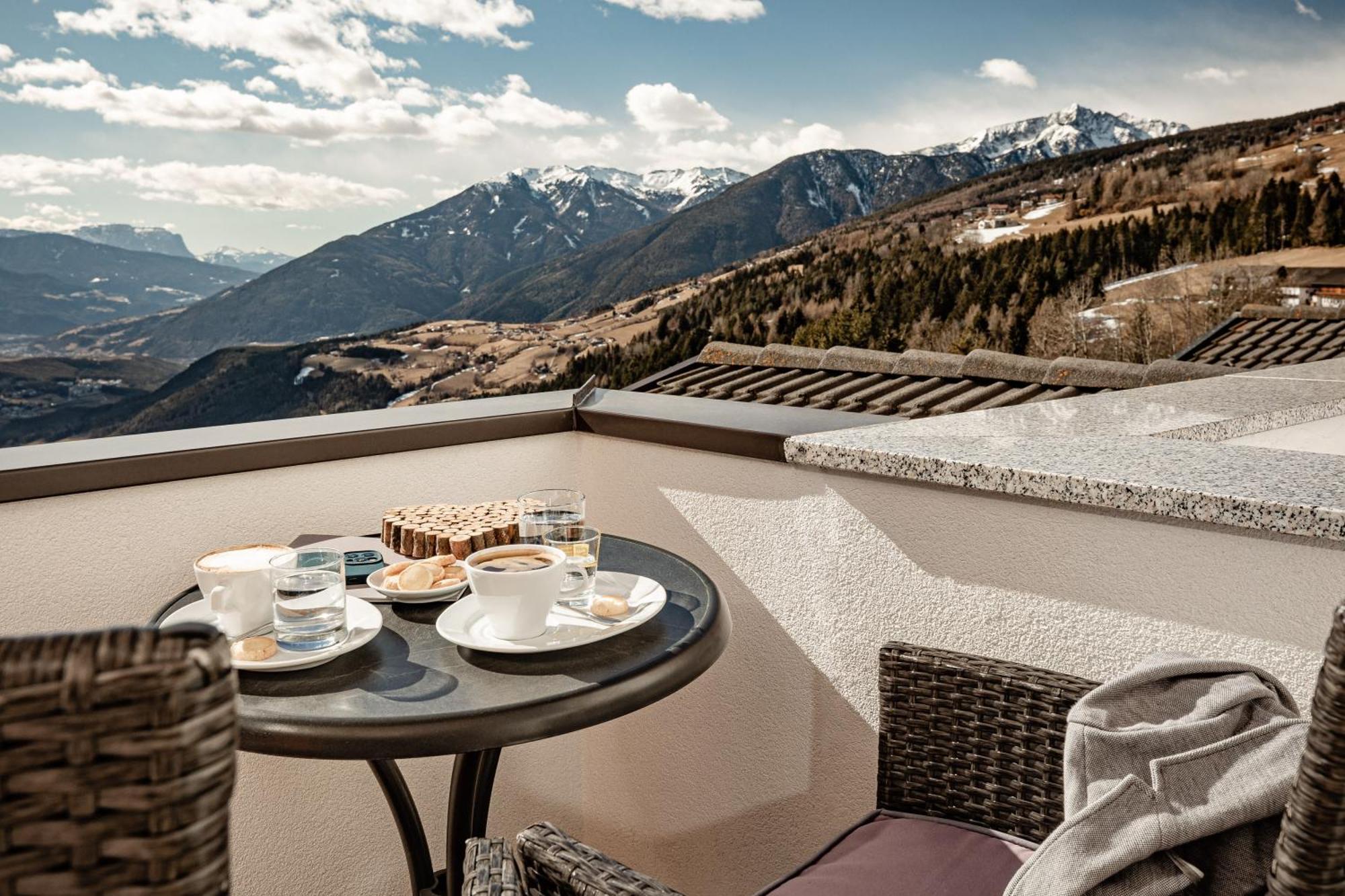 Panoramahotel Huberhof Maranza Kültér fotó